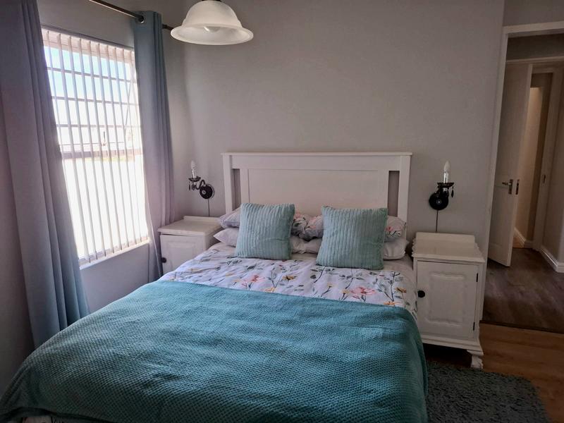 4 Bedroom Property for Sale in Dwarskersbos Western Cape